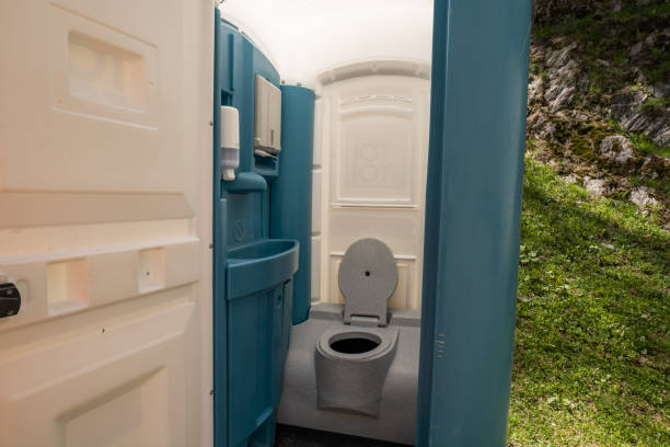 Best Temporary restroom rental  in University Of Virginia, VA